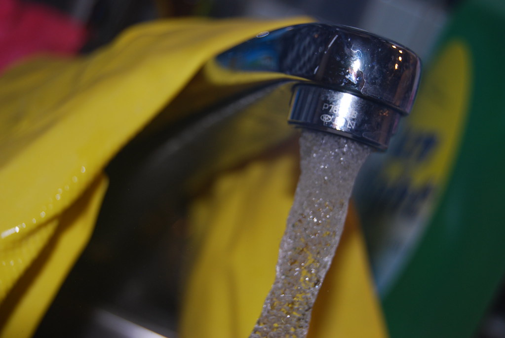 Surpresseur pour l'eau de la maison : à quoi ça sert